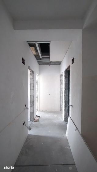 Casă cu 7 camere cu Teren 360 Mp în Inel II