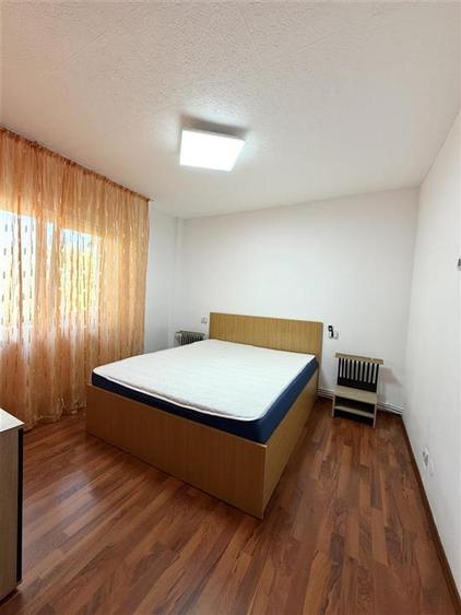 Apartament cu 2 camere decomandat în Metalurgie