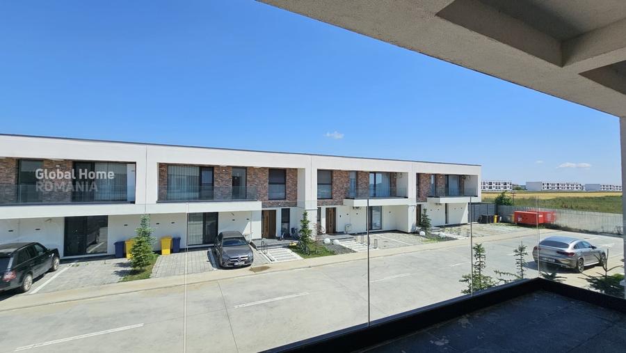 Casă cu 5 camere cu Teren 300 Mp în Tunari