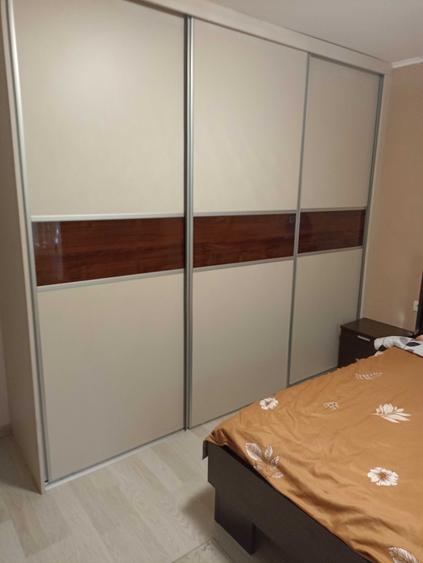Inchiriez apartament 3 camere, zona soarelui - 3