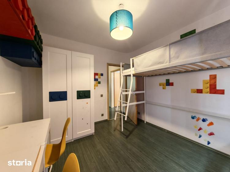 Apartament cu 3 camere semidecomandat în Drumul Taberei