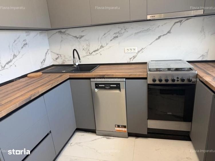 Apartament cu 3 camere decomandat în Grivița