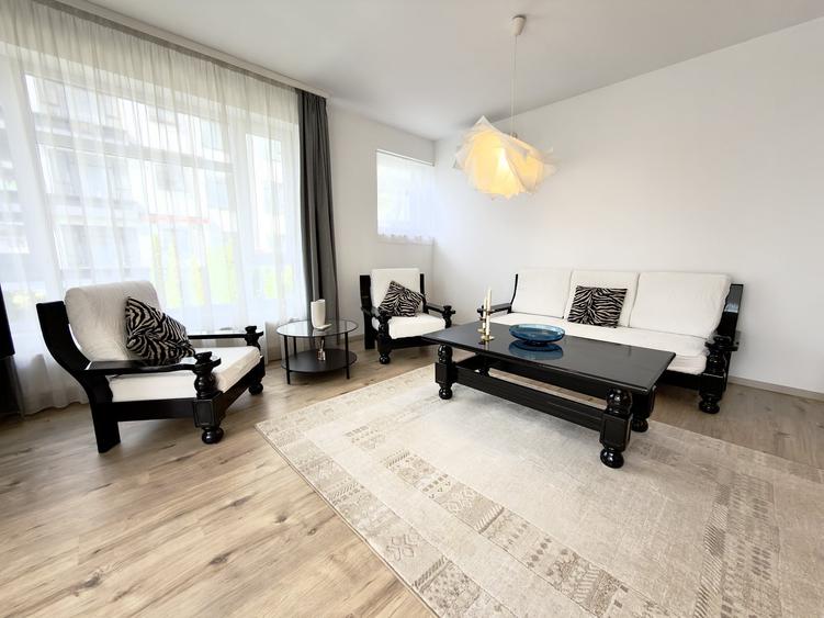Apartament cu 3 camere decomandat, mobilat în Barbu Văcărescu