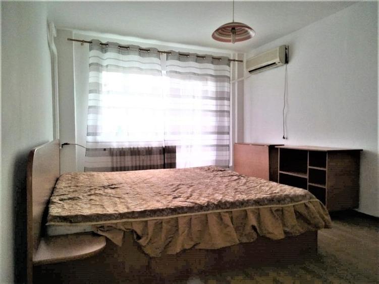 Garsonieră decomandată în Politehnica