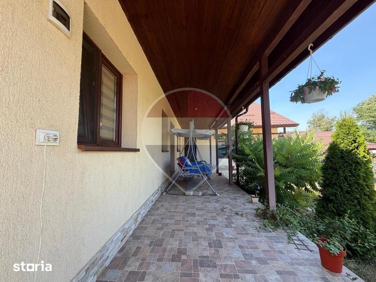 Casă cu 4 camere cu Teren 4204 Mp în Tătărăști