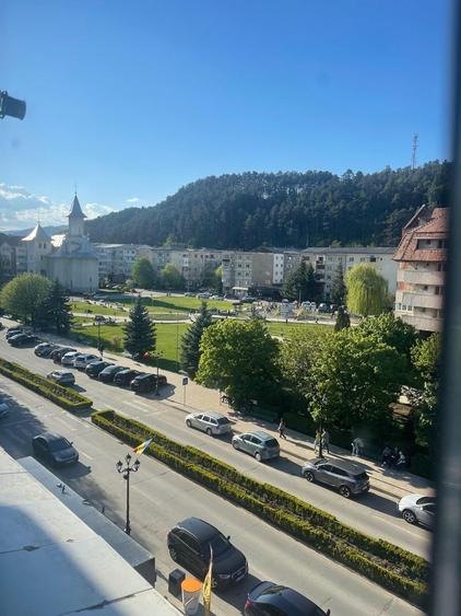 Apartament cu 2 camere în Coman