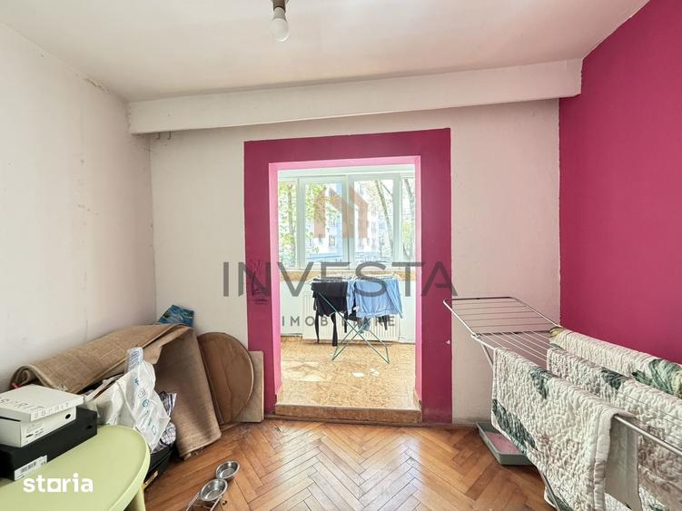 Apartament cu 4 camere decomandat în Zorilor