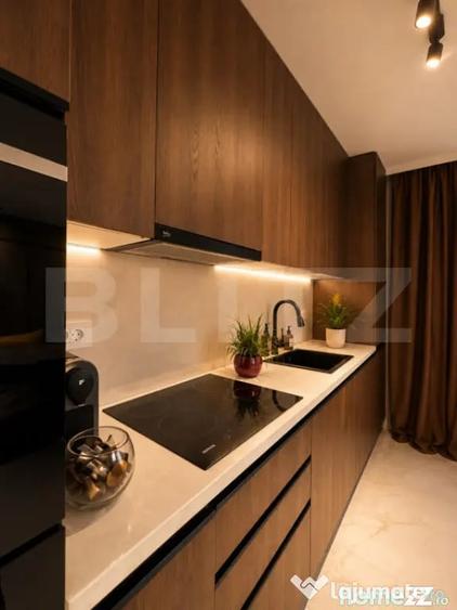Apartament cu 3 camere decomandat în Rovine