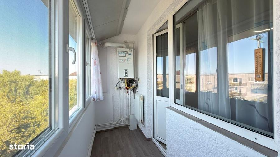 Apartament cu 3 camere semidecomandat în Central
