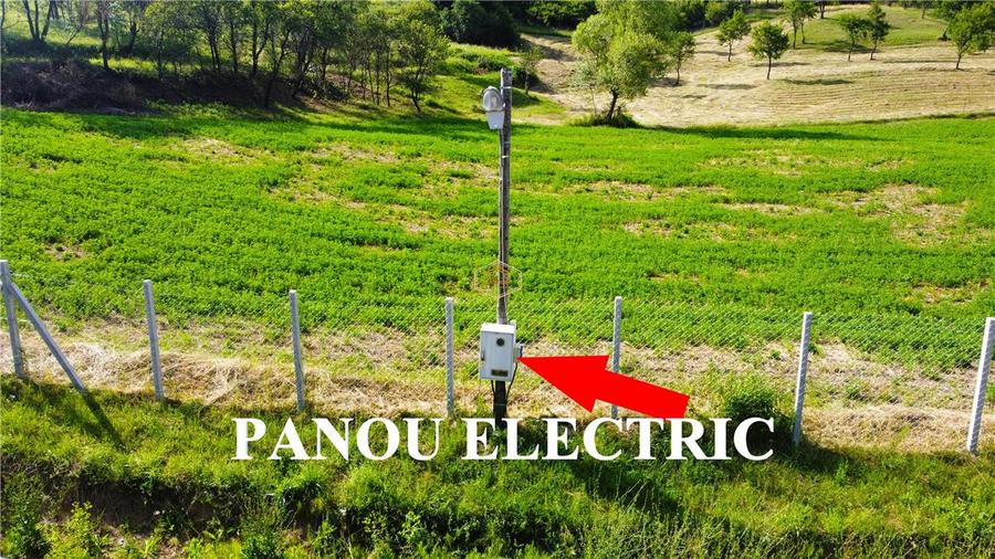 Teren construcție, în Est