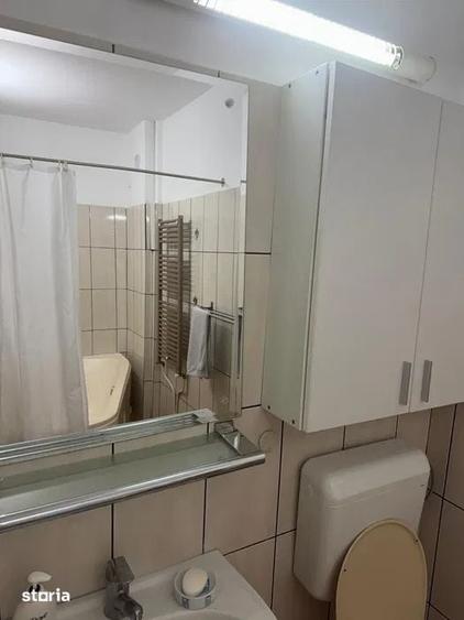 Casă cu 4 camere cu Teren 200 Mp în Grivița