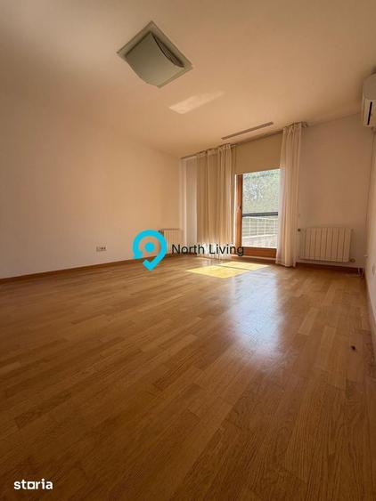 Casă cu 6 camere cu Teren 460 Mp în Central