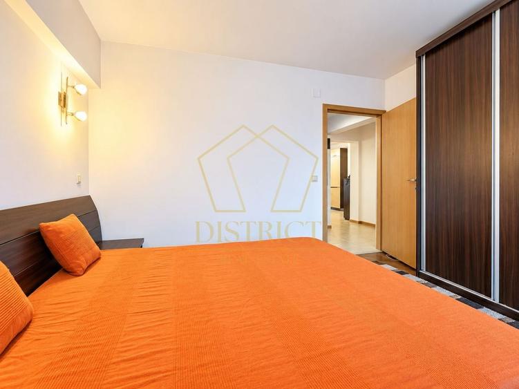 Apartament cu 3 camere decomandat, mobilat în Aradului