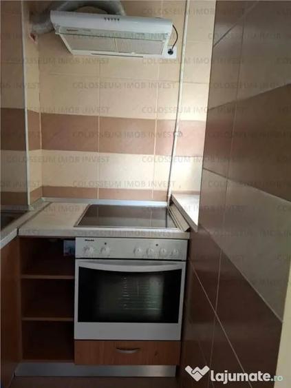 Garsonieră în Noua