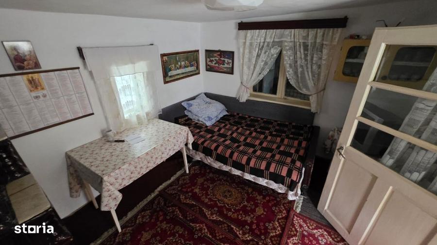 Casă cu 4 camere în Bonțești