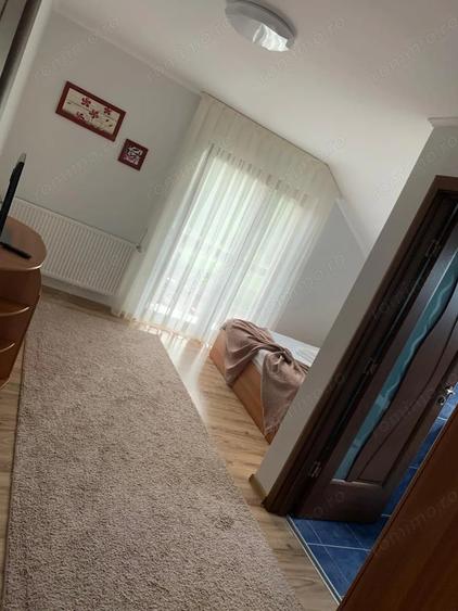 Casă cu 4 camere cu Teren 550 Mp în Central