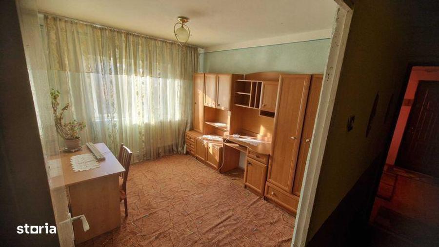Vand apartament 3 camere, 68 mp, et. 4, decomandat, acoperis!!! - 4