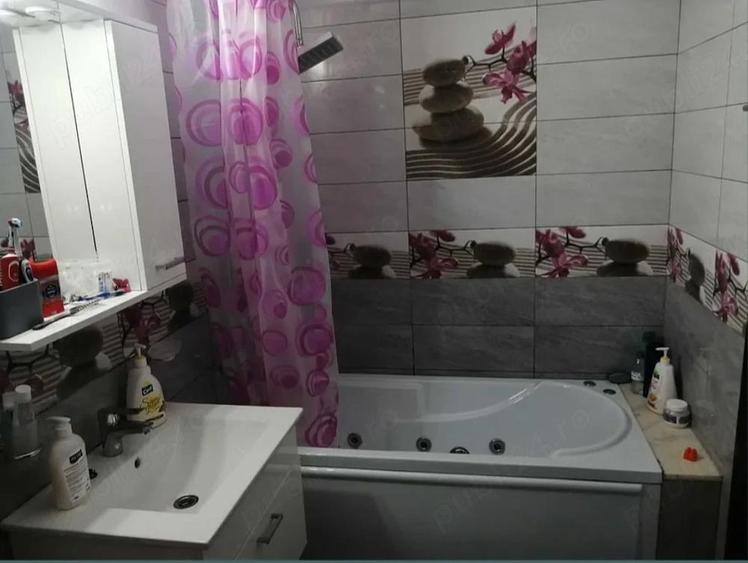 Inchiriez apartament 2 camere - 2