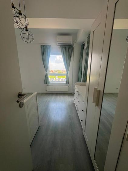 Apartament cu 3 camere decomandat în Otopeni