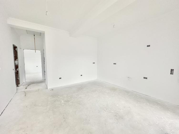 Duplex cu 3 camere cu Canalizare în Urseni