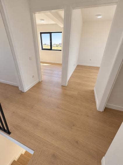 Casă individuală cu 4 camere cu Teren 459 Mp în Berceni