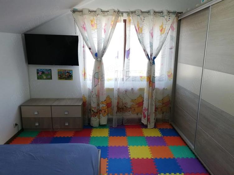 Casă cu 5 camere cu Teren 220 Mp în Central