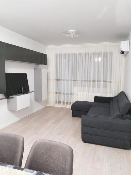 Apartament cu 2 camere decomandat în Palazu Mare