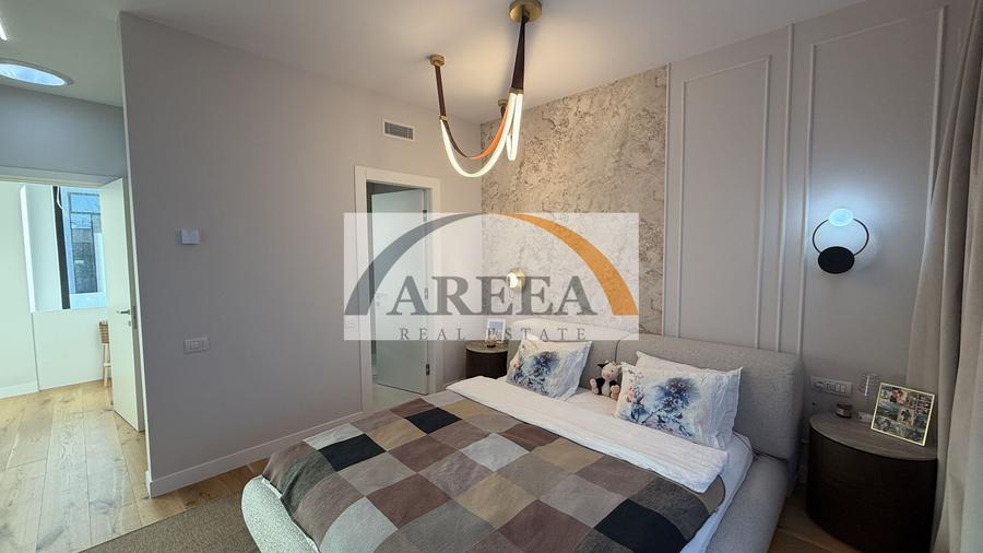Duplex cu 4 camere cu Canalizare în Tunari