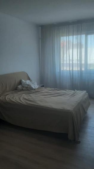 Apartament cu 5 camere în P-ța Rosetti