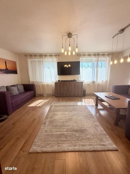 Apartament cu 4 camere semidecomandat în Giarmata