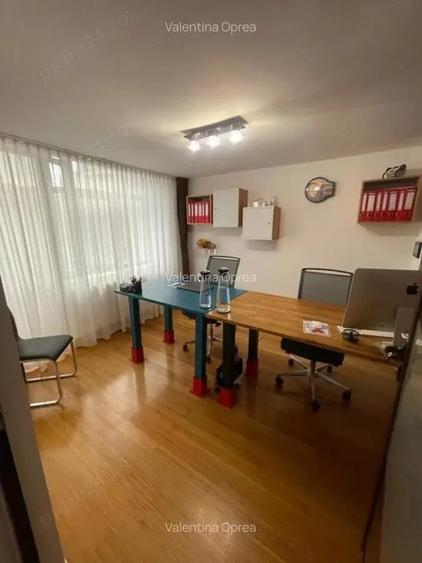 Spațiu comercial, de 260 mp, în Central