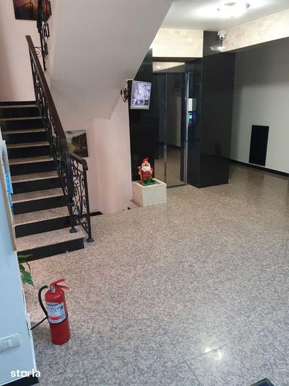 Apartament cu 2 camere semidecomandat în Dămăroaia