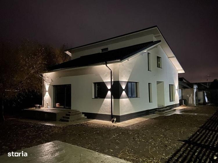 Casă cu 4 camere în Cumpăna