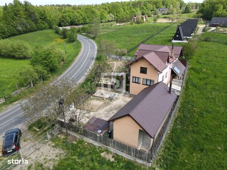 Casă cu 3 camere în Fetești