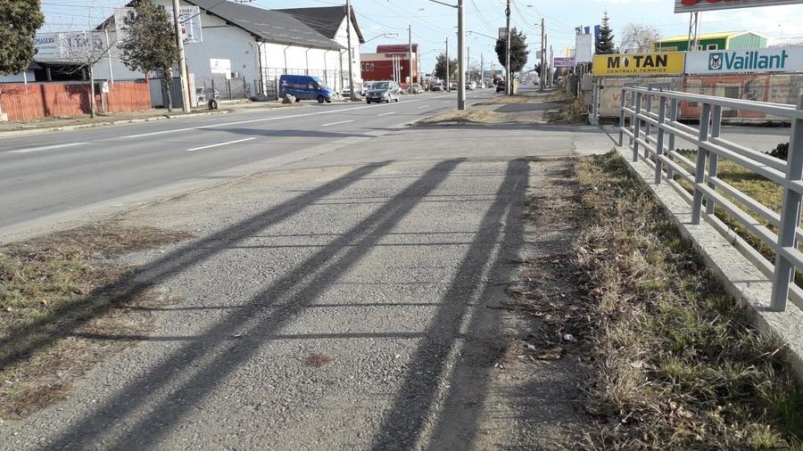 Spațiu industrial, de 1,400 mp, în Exterior Est