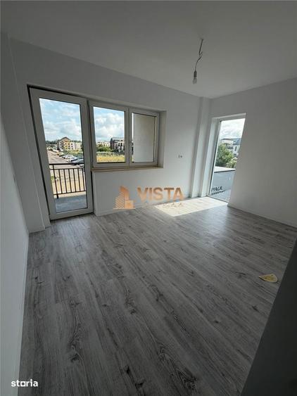 Apartament cu 3 camere în Tractorul