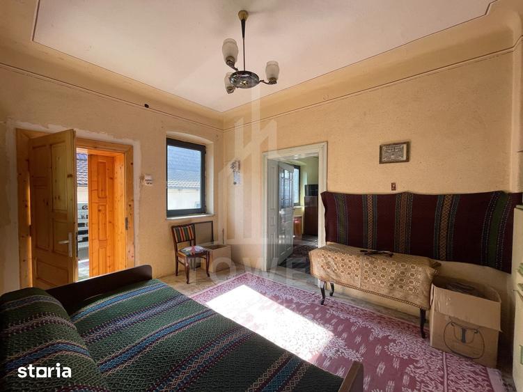 Casă cu 4 camere cu Teren 1464 Mp în Porumbacu de Jos