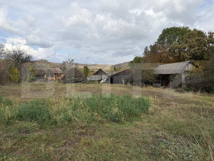 Casă individuală cu 3 camere cu Canalizare în Chiheru de Jos