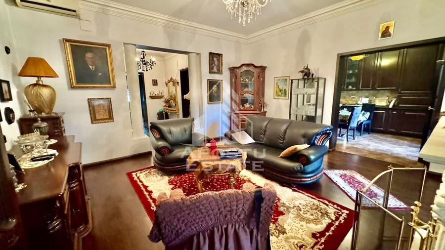 Casă individuală cu 3 camere cu Canalizare în Girocului