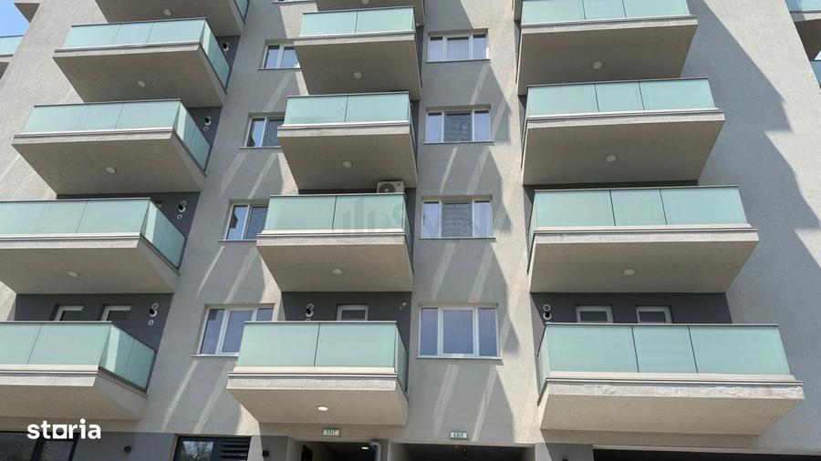 Apartament cu 3 camere decomandat în Sisești