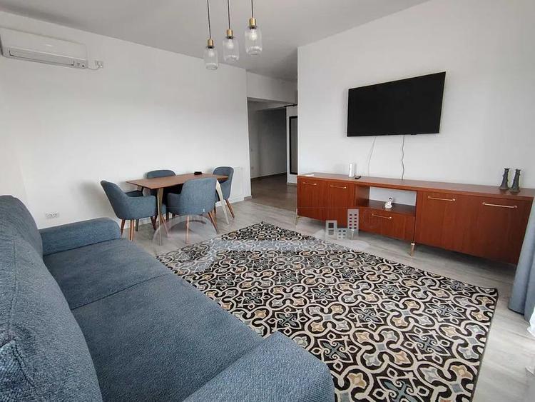 Apartament cu 2 camere decomandat, mobilat în Nicolina