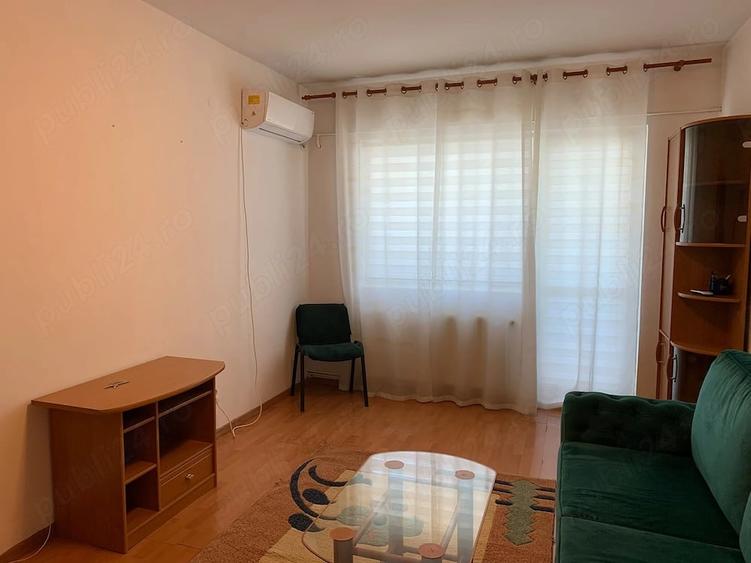 Garsonieră decomandată în Târgu Cucu