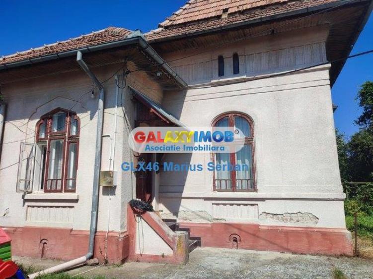 Casă cu 3 camere cu Teren 2354 Mp în Răzvad