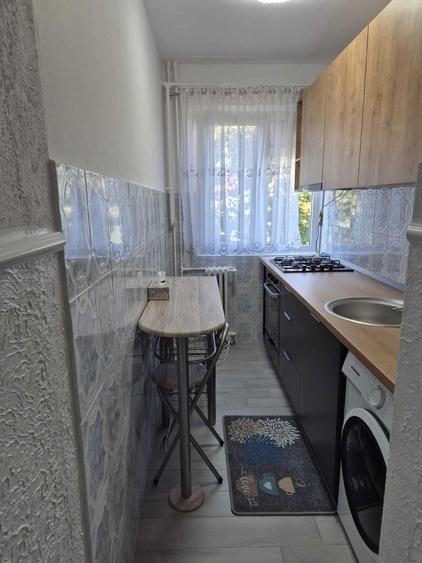Apartament cu 2 camere semidecomandat în Exterior Vest