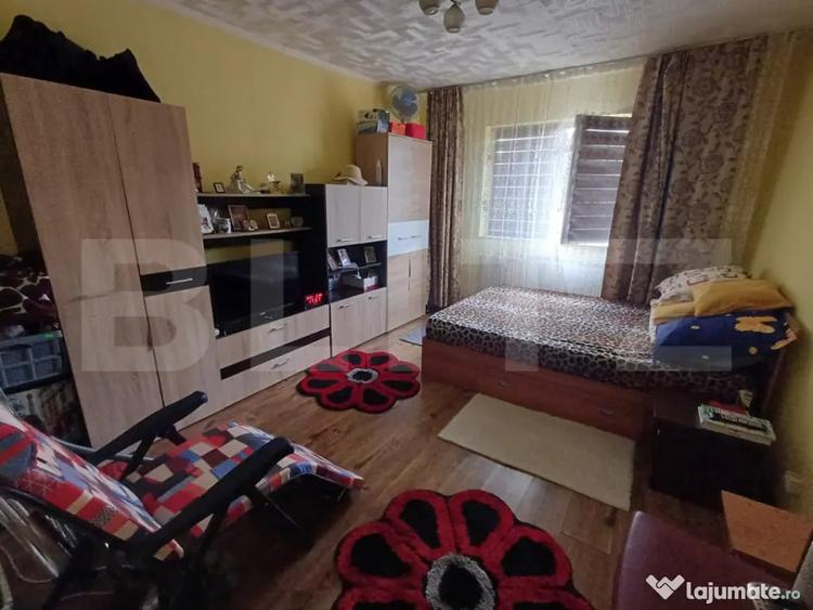 Apartament cu 2 camere decomandat în Plopilor