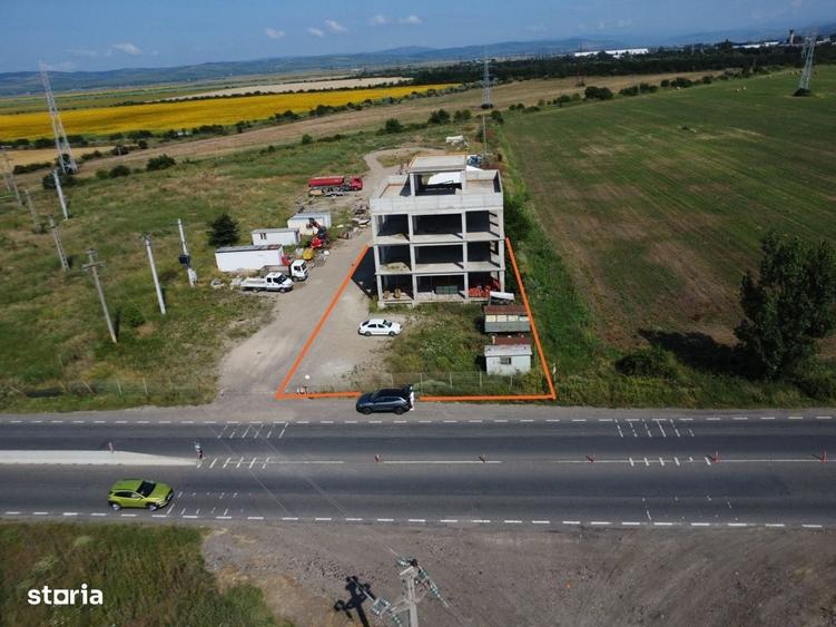 Spațiu comercial, de 730 mp, în Central