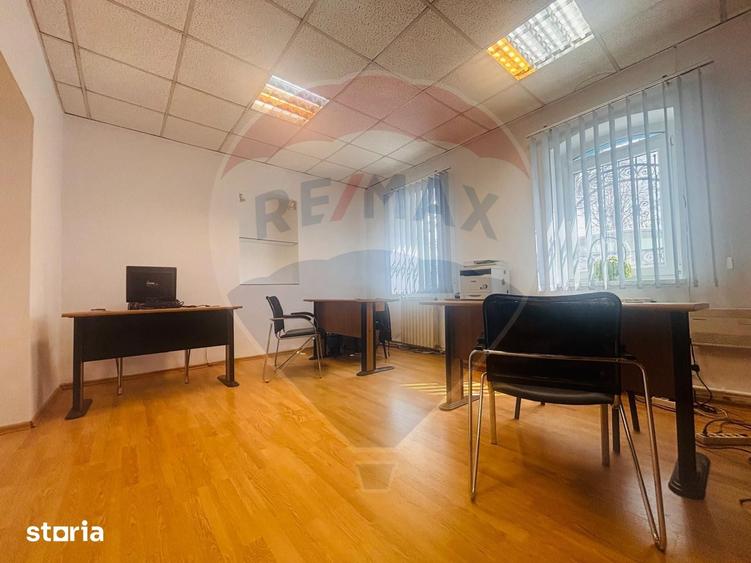 Spa?iu de birouri central 2 camere in apropriere Bd. Mamaia Constanta - 13