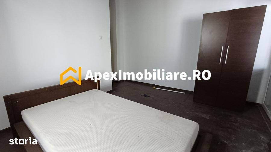 Casă cu 4 camere cu Teren 250 Mp în Domenii
