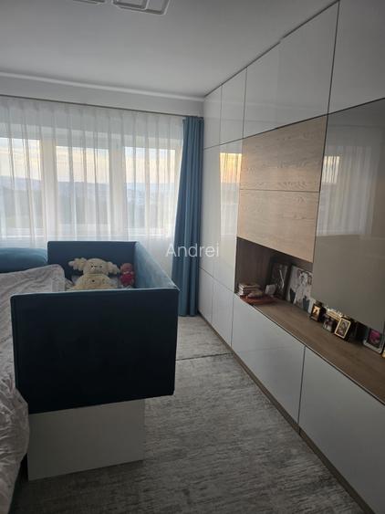 Vand apartament 2 camere George Enescu