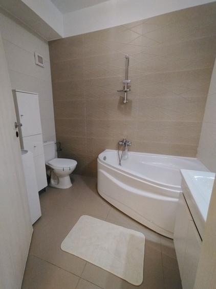 Apartament cu 2 camere semidecomandat în Militari